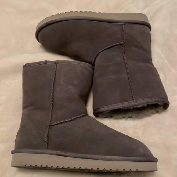 Koolaburra by UGG gray boots size 6 - Picture 3 of 6